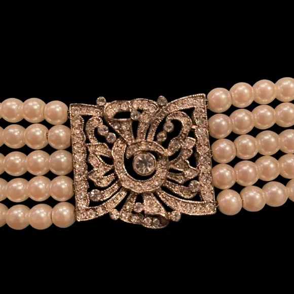 Vintage Kenneth Jay Lane 5 Strand Pearl With Art Deco Centerpiece Choker - Picture 2 of 6